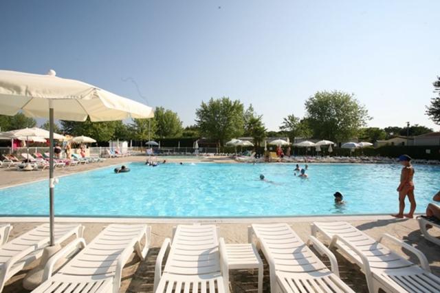 Butterfly camping village, Peschiera del Garda, Gardské jezero,
