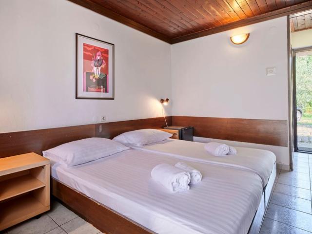 2lůžkový pokoj Standard s přistýlkou (19 m2), CK 