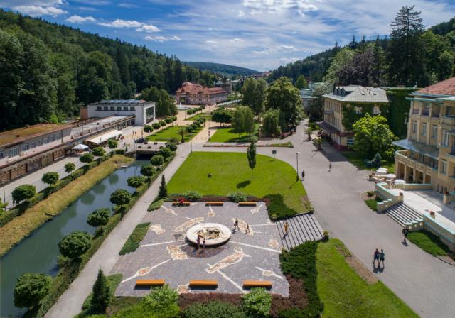 Lázeňský areál, Luhačovice, Dovolená s CK 