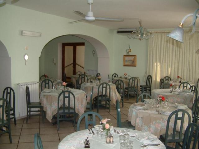 Hotel La Ginestra, Forio d'Ischia, Ischia, Itálie, CK 