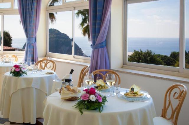 Hotel Romantica Resort & Spa, Sant Angelo, Ischia, Itálie, CK 