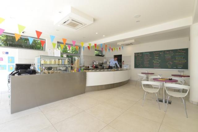 Hotel Iris, Crvena Luka, Biograd na Moru, Dalmácie, Chorvatsko,