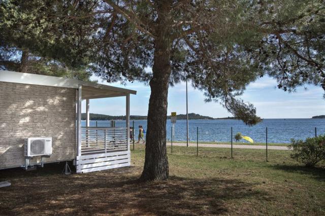 Mobilní dům Lodge Deluxe s výhledem na moře 4+1 (42 m2), CK 