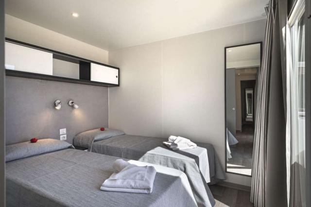 Mobilní dům Lodge Deluxe s výhledem na moře 4+1 (42 m2), CK 