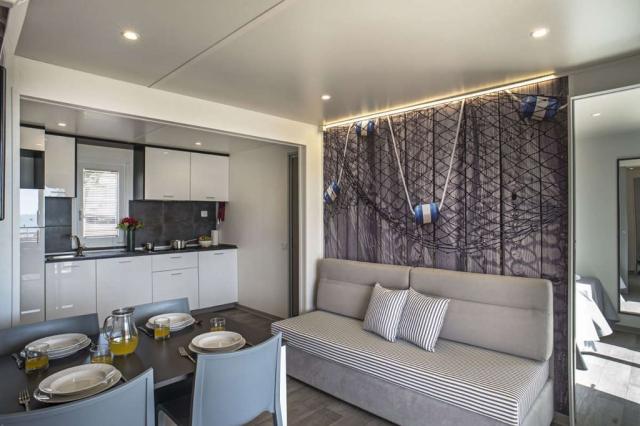 Mobilní dům Lodge Deluxe s výhledem na moře 4+1 (42 m2), CK 