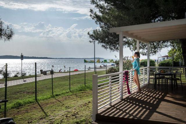 Mobilní dům Lodge Deluxe s výhledem na moře 4+1 (42 m2), CK 