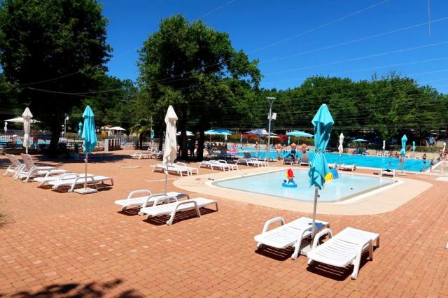 Camping Bijela Uvala, Zelena laguna, Poreč, Istrie, Chorvatsko,