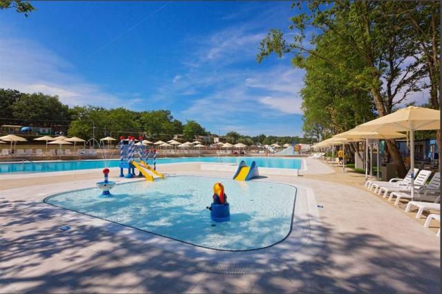 Camping Bijela Uvala, Zelena laguna, Poreč, Istrie, Chorvatsko,
