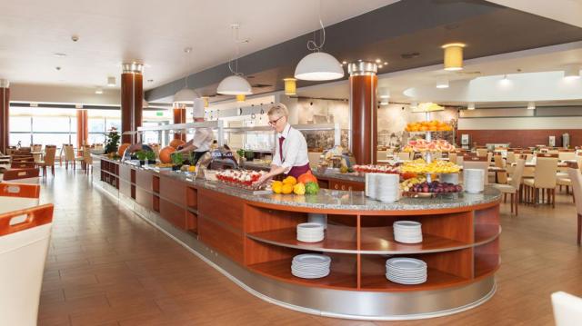 hotel Ikar Plaza, Kołobrzeg, Baltské moře, Polsko: Dovolená s C