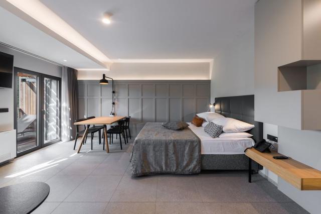 3lůžkový pokoj Deluxe, Hotel Laguna Strunjan, CK