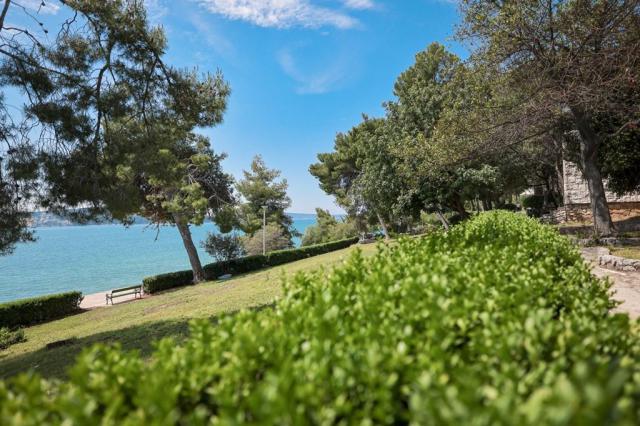 Hotel Val, Seget Donji, Trogir, Severní Dalmácie, Chorvatsko, C