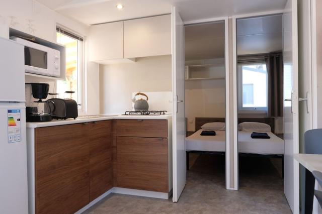 HAPPY PREMIUM SUITE, Dvě oddělené postele 190 x 70 cm, Camping 