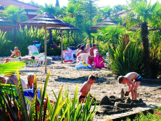 Camping Bella Italia, Peschiera del Garda, Lake Garda, Itálie, 