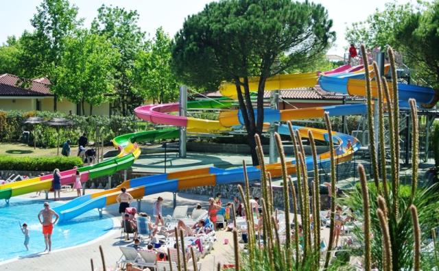 Camping Bella Italia, Peschiera del Garda, Lake Garda, Itálie, 
