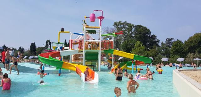 Camping Cisano San Vito, Bardolino, Lago di Garda, Itálie, Dovo