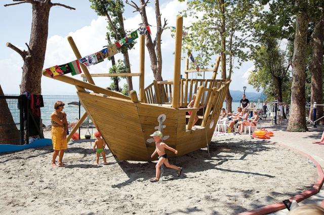 Camping Cisano San Vito, Bardolino, Lago di Garda, Itálie, Dovo