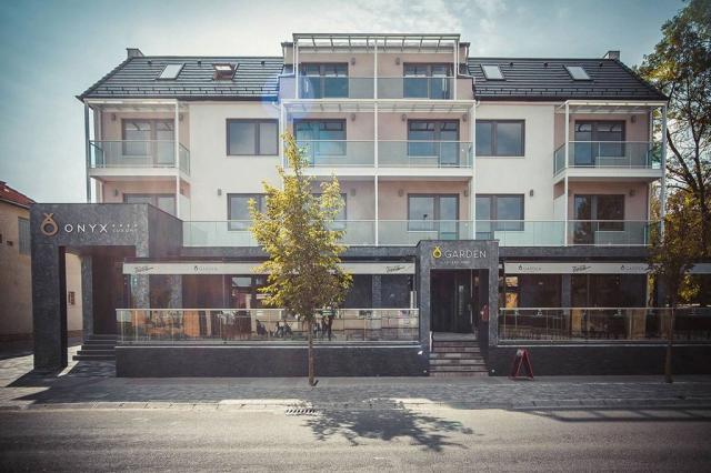 Onyx, apartmánový hotel, Sárvár, Maďarsko.