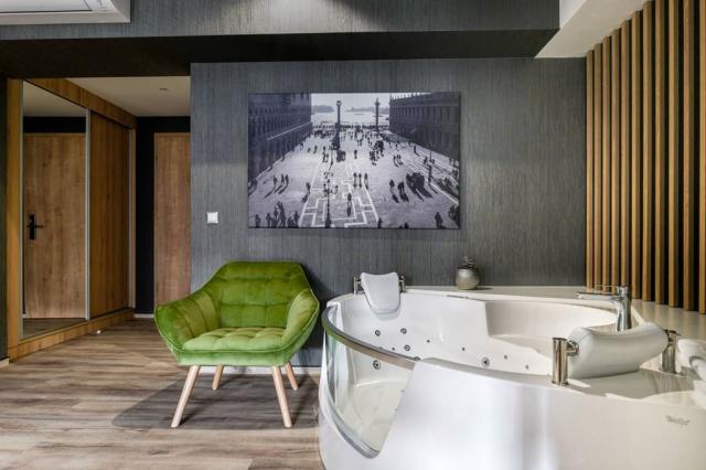 Onyx, apartmánový hotel, Sárvár, Maďarsko.