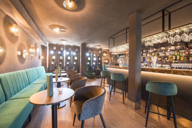 hotel Park, Piešťany, Slovensko: Dovolená s CK 