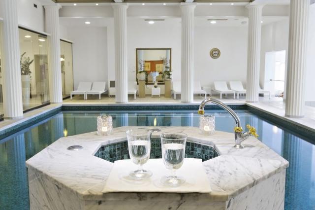Grand Hotel Toplice, Bled, Slovinsko, CK 