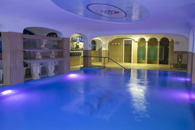Hotel Cristallo and Beach Palace, Ischia, Itálie, CK 