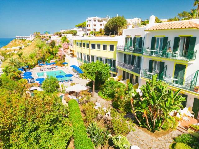 Hotel Capizzo, Forio d Ischia, Západní pobřeží, Ischie, Itálie,