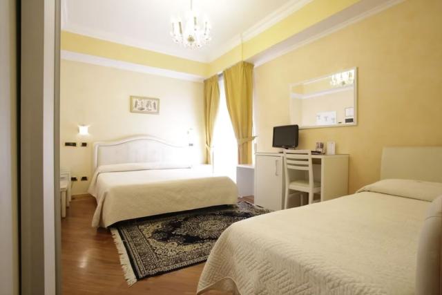 3lůžkový pokoj Royal, Hotel Vienna Ostenda, CK 