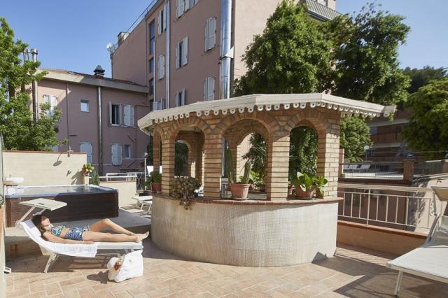 Hotel Vienna Ostenda, Rimini, Střední Itálie, CK 