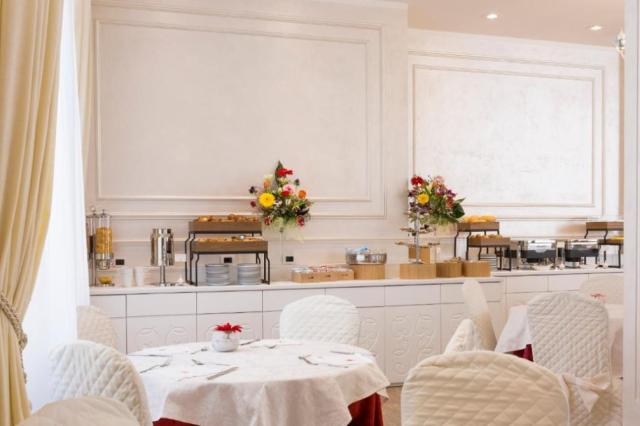 Hotel Vienna Ostenda, Rimini, Střední Itálie, CK 