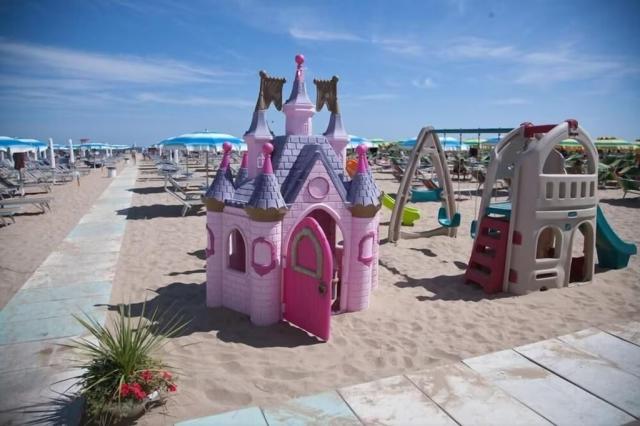 Hotel Vienna Ostenda, Rimini, Střední Itálie, CK 