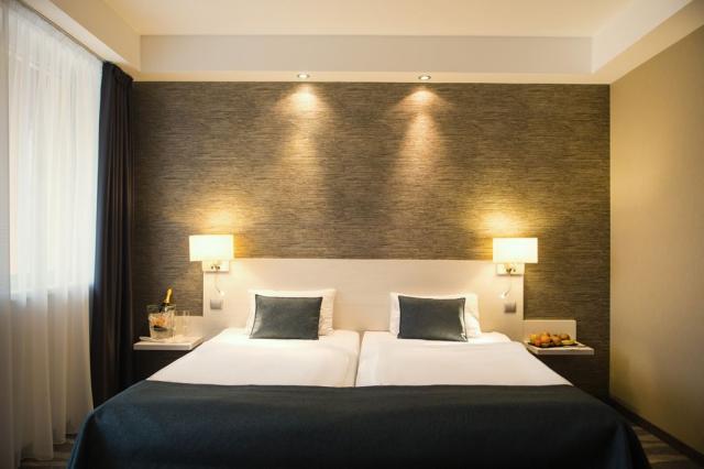 4lůžkový rodinný pokoj Superior, Hotel Azur, CK 