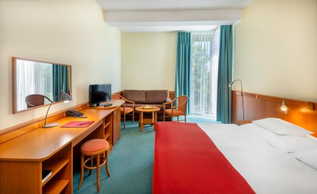 2lůžkový pokoj Standard s přistýlkou, Hunguest Hotel Aqua Sol, 