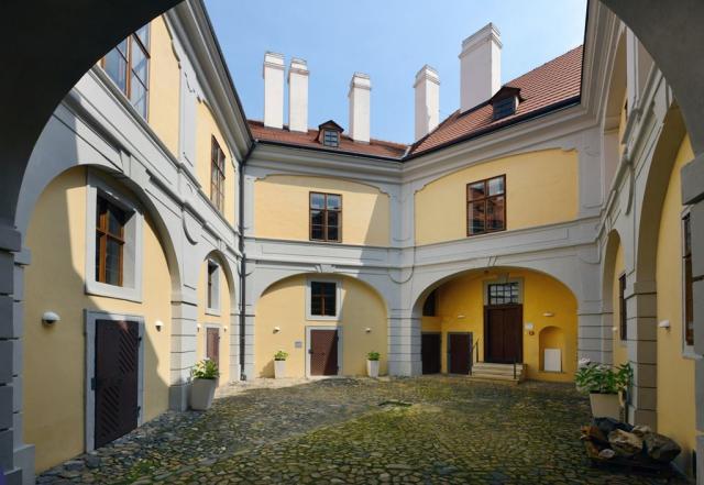 Pytloun Chateau hotel Ctěnice, Praha-Vinoř, Česko, Dovolená s C