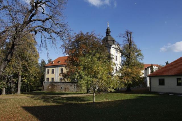 Pytloun Chateau hotel Ctěnice, Praha-Vinoř, Česko, Dovolená s C