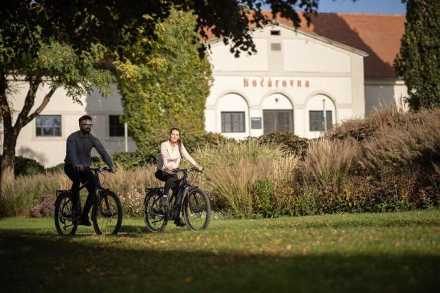 Pytloun Chateau hotel Ctěnice, Praha-Vinoř, Česko, Dovolená s C