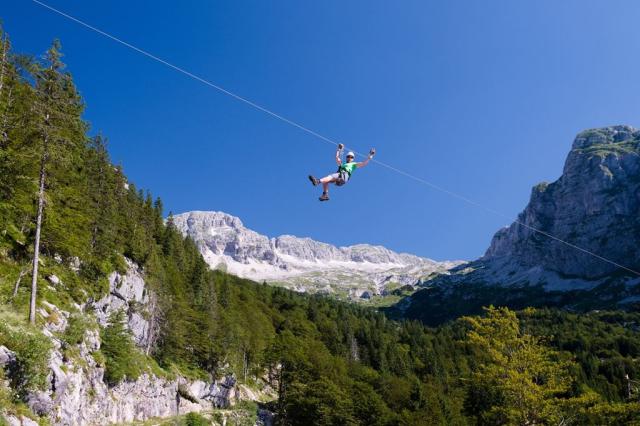 Hotel Alp, Bovec, Julské Alpy, Slovinsko, CK m