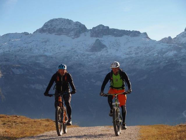 Hotel Alp, Bovec, Julské Alpy, Slovinsko, CK 