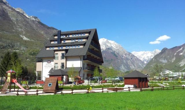 Hotel Mangart, Bovec, Julské Alpy, Slovinsko, CK 