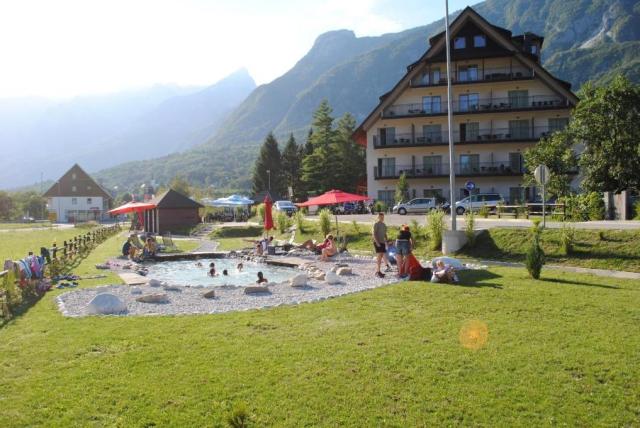 Hotel Mangart, Bovec, Julské Alpy, Slovinsko, CK 