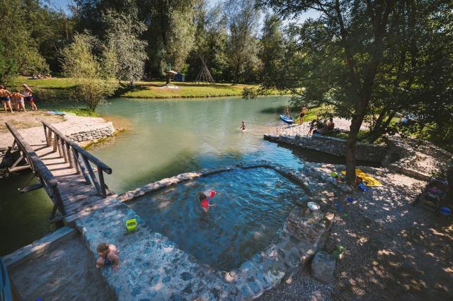Camping Menina. Savinjska Dolina, Slovinské hory, Severní Slovi