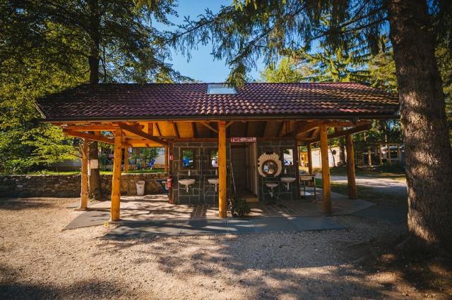 Camping Menina. Savinjska Dolina, Slovinské hory, Severní Slovi