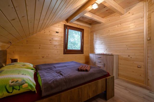 4lůžková Eco chatka L, Camping Menina, CK