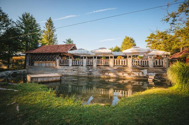 Camping Menina. Savinjska Dolina, Slovinské hory, Severní Slovi
