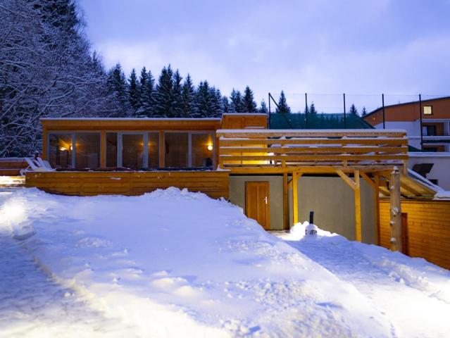 Hotel Kamzík, rezort v Karlově pod Pradědem. Nejlevnější pobyty