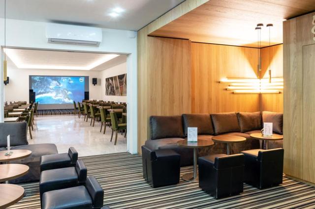 Hotel Kamzík, rezort v Karlově pod Pradědem. Nejlevnější pobyty