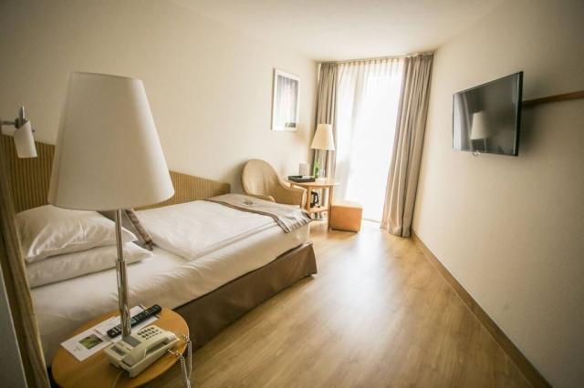 1lůžkový pokoj, Lotus Therme Hotel&Spa, Hévíz, Maďarsko, CK 