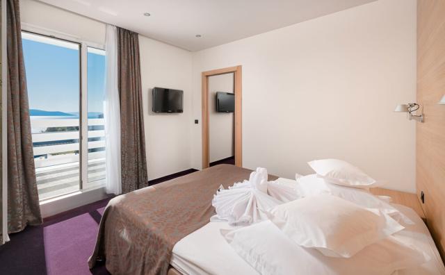 Junior Suite, Olympia, CK 