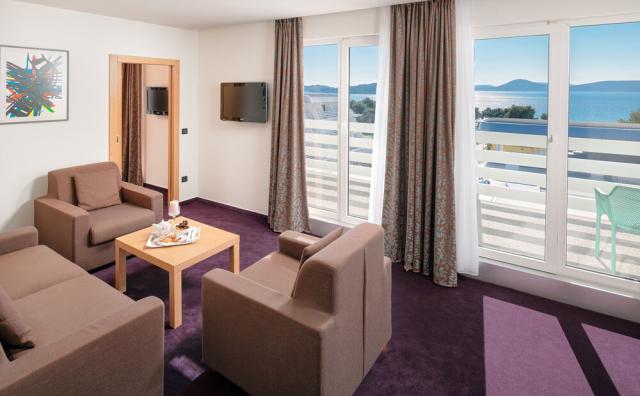 Junior Suite, Olympia, CK 
