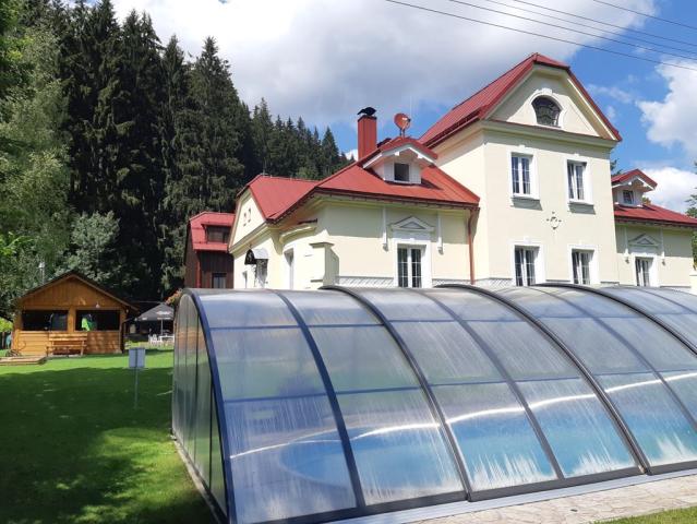 Apartmány na Faře, Bílá, Beskydy, Česká republika, Dovolená s C