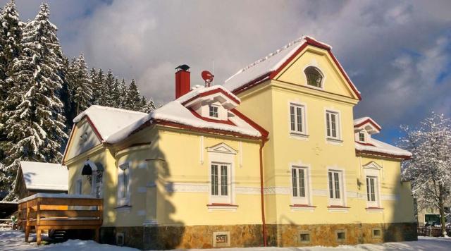 Apartmány na Faře, Bílá, Beskydy, Česká republika, Dovolená s C
